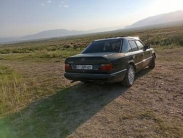 Унаа сатуу: Mercedes-Benz W124: 1990 г., 2.3 л, Кол менен иштөөчү, Бензин, Седан — 2
