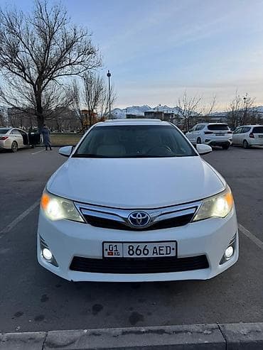 lexus e: Toyota Camry: 2014 г., 2.5 л, Автомат, Гибрид, Седан — 1