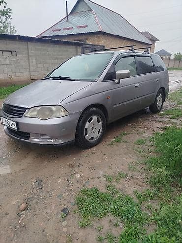 спинка: Honda Odyssey: 2000 г., 2.3 л, Автомат, Бензин, Минивэн — 1