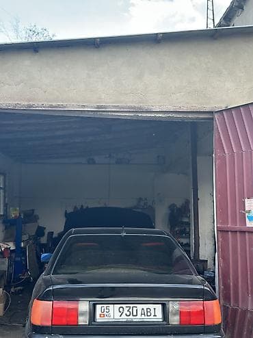 ауди с чтири: Audi S4: 1993 г., 2.6 л, Механика, Бензин, Седан — 6