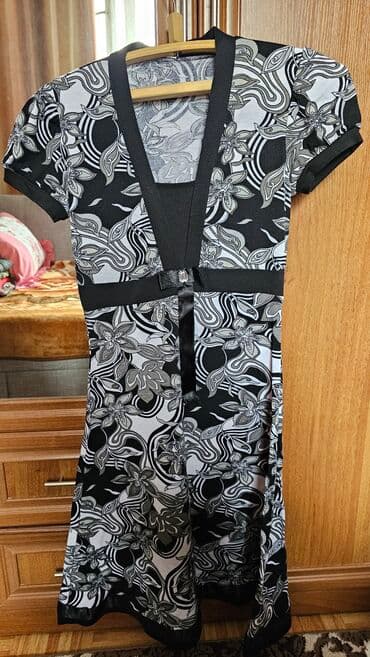 Платье летнее. Размер: 44