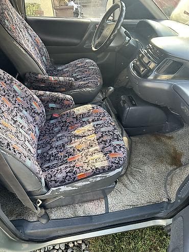 mark ll: Toyota Previa: 1992 г., 2.4 л, Механика, Бензин, Минивэн — 7