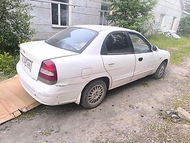 Daewoo Nubira: 1999 г., 1.5 л, Механика, Бензин, Седан
