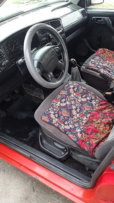 Volkswagen Vento: 2014 г., 1.8 л, Механика, Бензин, Седан — 6