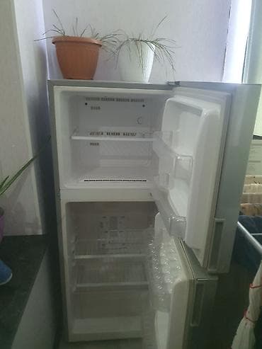 холодильник узкий: Холодильник Samsung, Б/у, Двухкамерный, 55 * 144 * — 1