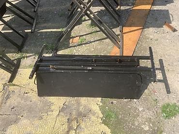 с железными ножками стол: Мангал — 2