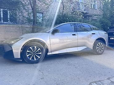 byd plus: Toyota bZ3: 2024 г., Электромобиль, Седан — 2