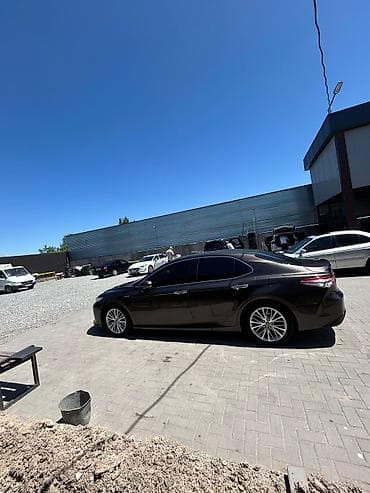 camry 5: Toyota Camry: 2018 г., 2.5 л, Автомат, Гибрид, Седан — 5