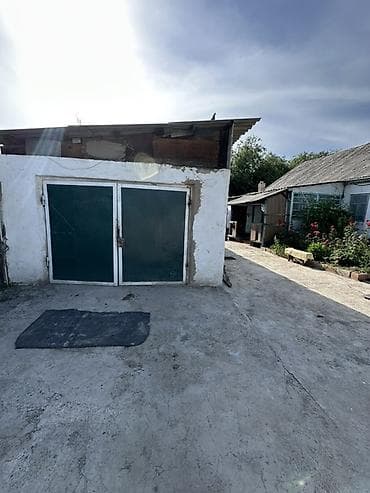 ленина: 📍 В Сокулуке продаётся дом на участке 6.8 соток. 🏡Площадь дома — 3