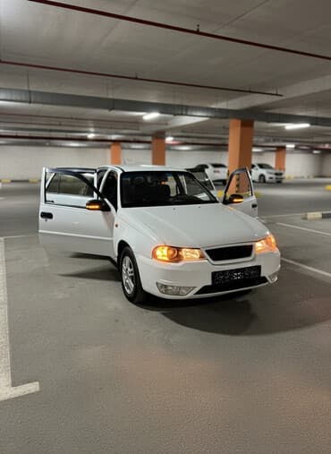 бамперный катафот передний хонда срв 1: Daewoo Nexia: 2011 г., 1.5 л, Механика, Бензиновая, Седан — 1