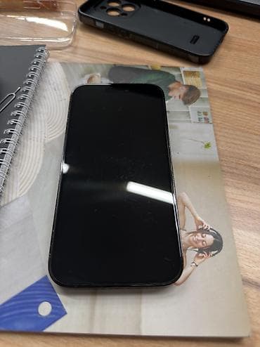 iphone 3: IPhone 14 Pro, Б/у, 128 ГБ, Space Gray, Защитное стекло, Чехол, Коробка — 3