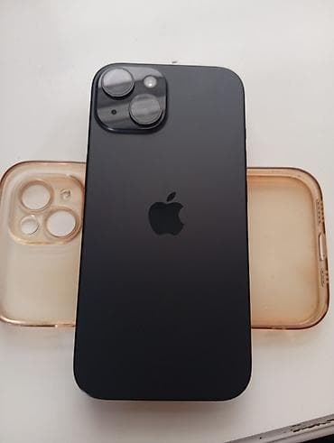 iphone 3: IPhone 15, Б/у, 256 ГБ, Черный, Чехол — 2