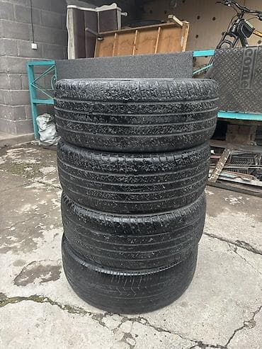 Комплект автомобильных шин 235/55 R18 100V. - Количество: 4 штуки -