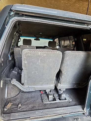 Продажа авто: Isuzu Bighorn: 1995 г., 3.1 л, Автомат, Дизель, Внедорожник — 8