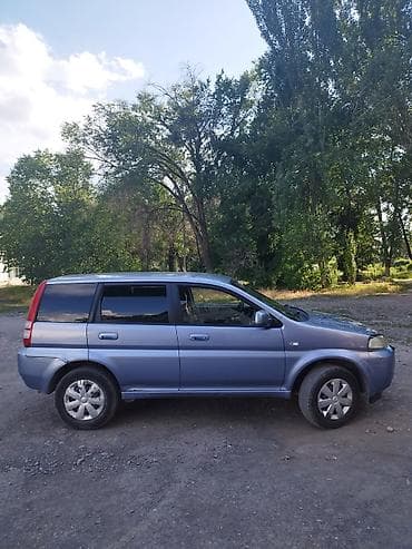 Унаа: Honda HR-V: 2002 г., 1.5 л, Кол менен иштөөчү, Бензин, Кроссовер — 4