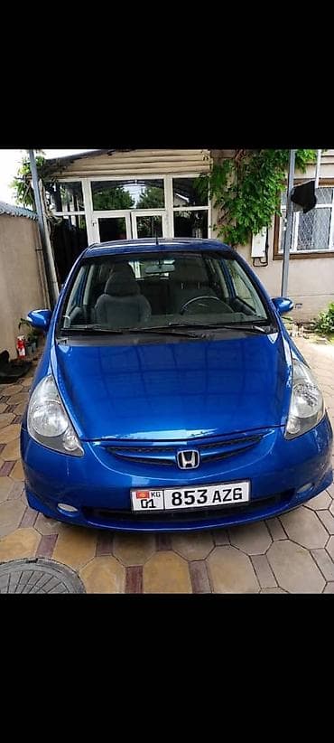 Honda Jazz: 2008 г., 1.3 л, Механика, Бензин, Хэтчбэк