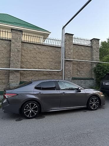 corolla 2003: Toyota Camry: 2019 г., 2.5 л, Автомат, Бензин, Седан — 4