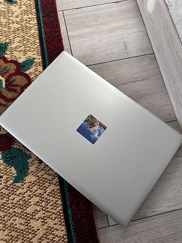 авто буфера: Ноутбук AZERTY (линейка Memoir RB-1560) — Экран - IPS, разрешение — 7