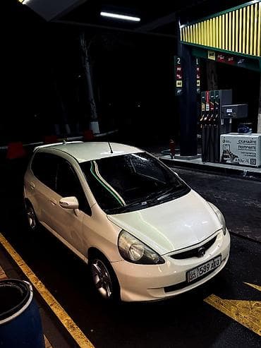 битый фит: Honda Fit: 2002 г., 1.5 л, Автомат, Бензин, Хэтчбэк — 2