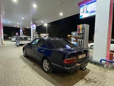 mashina mers: Mercedes-Benz E-Class: 2001 г., 2.4 л, Автомат, Бензин, Седан — 4