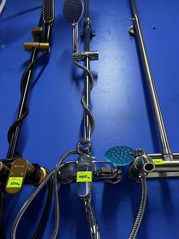 Душевые наборы: Глянцевое, Серебристый — 1