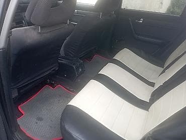 среда авто: Audi S4: 1993 г., 2 л, Механика, Бензин, Седан — 10