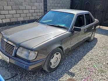 Mercedes-Benz W124: 1993 г., 2.2 л, Механика, Бензин, Седан at lalafo.kg Mercedes-Benz W124: 1993 г., 2.2 л, Механика, Бензин, Седан