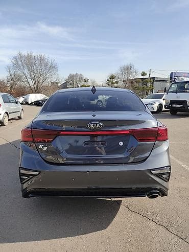 равно 3: Kia K3: 2019 г., 1.6 л, Типтроник, Бензин, Седан — 6