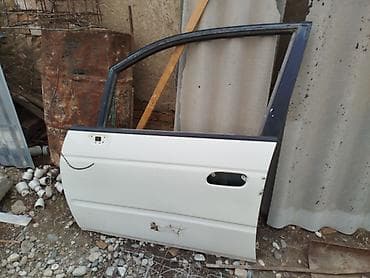 Дверь Передняя правая Honda