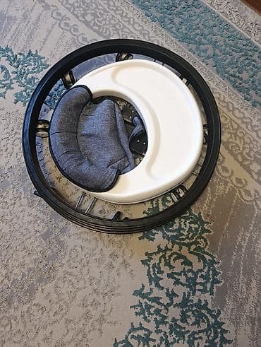 ходунки для детей с дцп в бишкеке: 1)ходунок 1000.2) коляска 4500.3) босоножки 500 - Круглая платформа с — 2