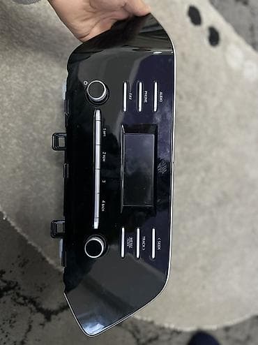 Автомобильные камеры: Штатный магнитола Хюндай соната дн8 в очень хорошем состоянии цена — 2