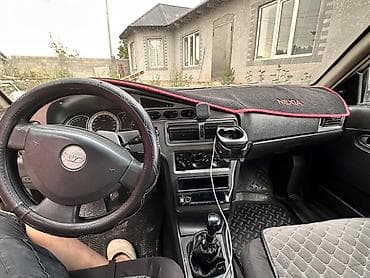 лобовое стекло ваз 21099: Chevrolet Nexia: 2009 г., Седан — 6