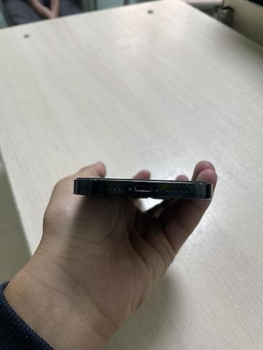 дисплей iphone 14 pro: IPhone 14 Pro, Б/у, 256 ГБ, Черный, Защитное стекло, Чехол, 81 % — 2