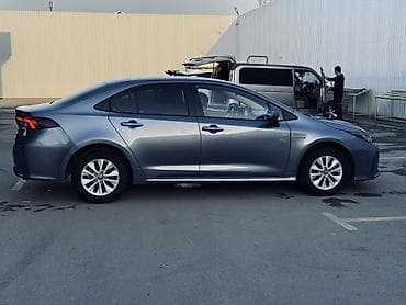 corolla s: Toyota Corolla: 2022 г., 1.8 л, Вариатор, Гибрид, Седан — 4