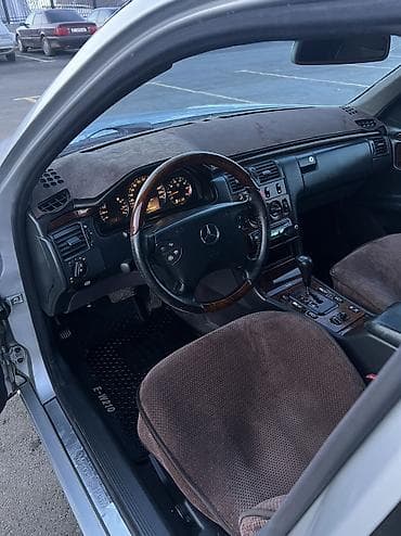 forester 2020: Mercedes-Benz E-Class: 2001 г., 3.2 л, Автомат, Бензин, Седан — 2