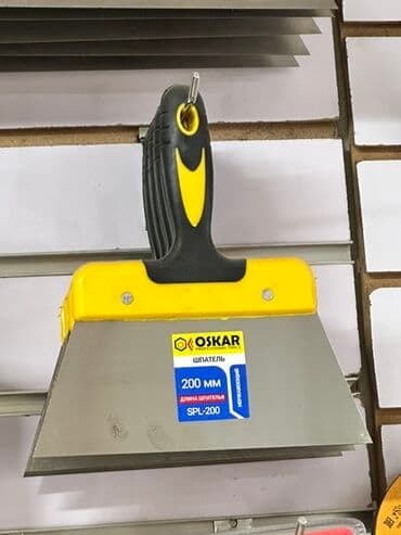 садовый нож: Шпатель Oskar шириной 200 мм с удобной рукояткой из черного пластика и — 1