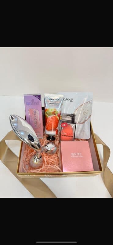 футляр для очков: Подарочные наборы косметики для ухода и макияжа Вариант 1 (розовый — 7