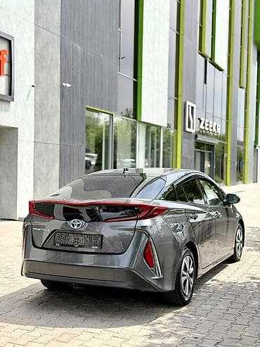 Унаа сатуу: Toyota Prius: 2016 г., 1.8 л, Вариатор, Гибрид, Лифтбек — 6