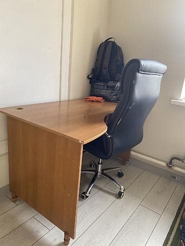 Офисные столы: Офисный стол, Нерегулируемый, цвет - Коричневый, Угловой, ЛДСП — 2