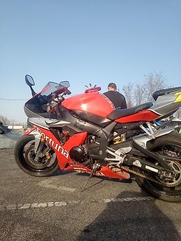 harley davidson: Спортивный мотоцикл Yamaha r1 в стилизации гоночной команды Fortuna — 7