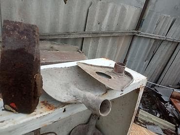 желоб бу: Чугунные решетки. 50/100 см. 2 штук цена по 2200 сом каждый. вац — 7