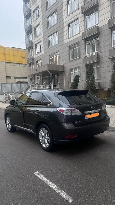 крыло на лупарик: Lexus RX: 2011 г., 3.5 л, Вариатор, Гибрид, Внедорожник — 4