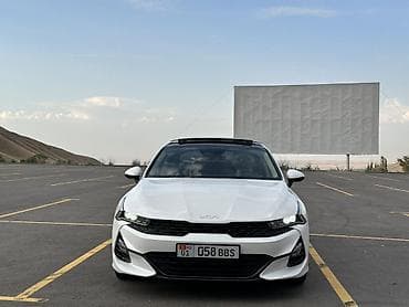 byd e5: Kia K5: 2021 г., 2 л, Автомат, Газ, Седан — 2