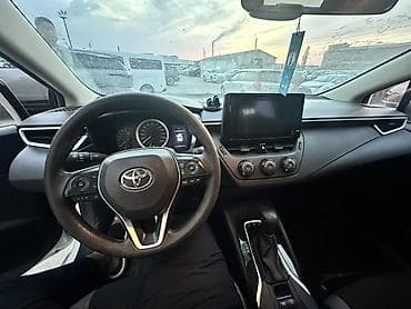 Продажа авто: Toyota Corolla: 2021 г., 1.2 л, Вариатор, Бензин, Седан — 5