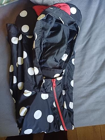 бесплатна: Отдаю вещи в хорошем состоянии для девочки 6-7 лет, платья, брюки — 3