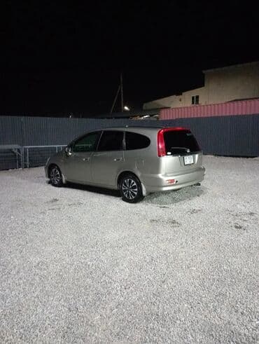 атего продаю: Honda Stream: 2002 г., 2 л, Автомат, Бензиновая, Минивэн — 3