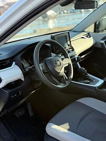 lada 4x4: Toyota RAV4: 2021 г., 2.5 л, Автомат, Гибрид, Кроссовер — 9