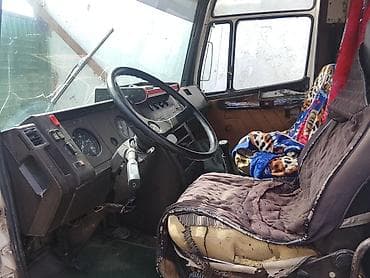 mercedes benz грузовой: Mercedes-Benz : 1988 г., 4 л, Механика, Дизель, Фургон — 2