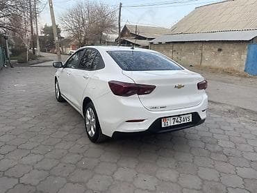 шевроле оникс: Chevrolet : 2020 г., 1 л, Автомат, Бензин, Седан — 4