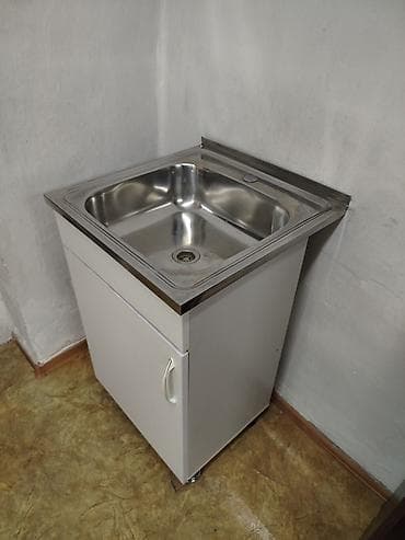 стол лабораторный с тумбой: Тумба для кухни, Новый, С мойкой, Напольная, ДСП, Самовывоз, цвет - Белый — 1